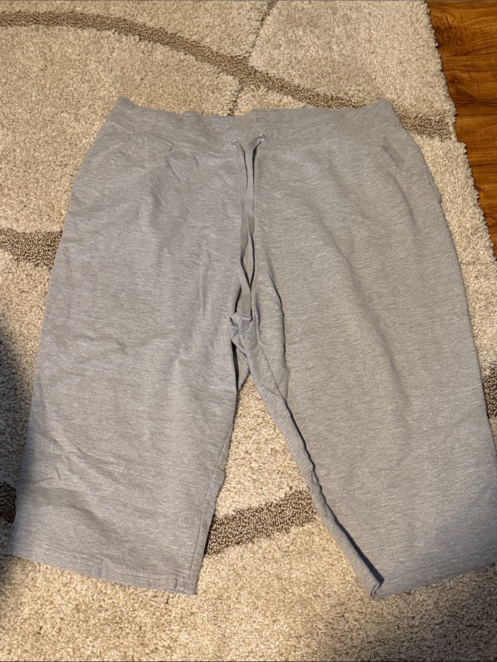 Light Gray women’s Drawstring Sweat Capris